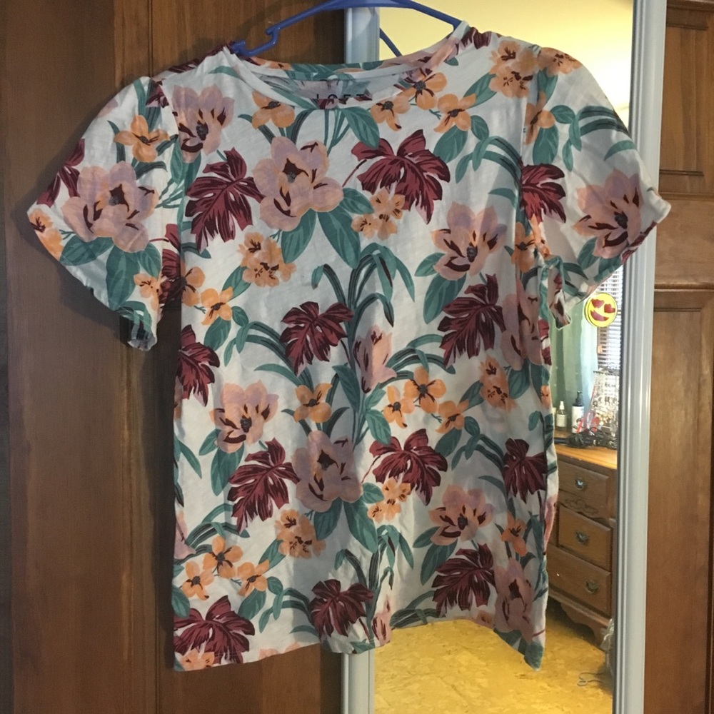 floral tee